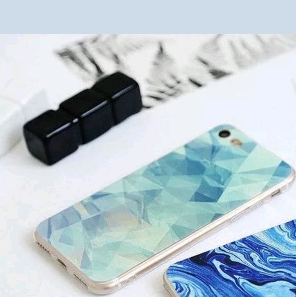 7/8 & 7/8PLUS IPHONE MARBLE CASES - Picture 3 of 8
